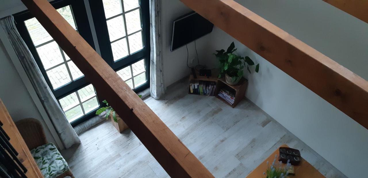 Bed and Breakfast De Waterjuffer Elim Esterno foto